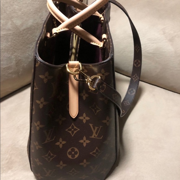 TRADE!! Authentic Louis Vuitton Montaigne BB - Picture 11 of 15
